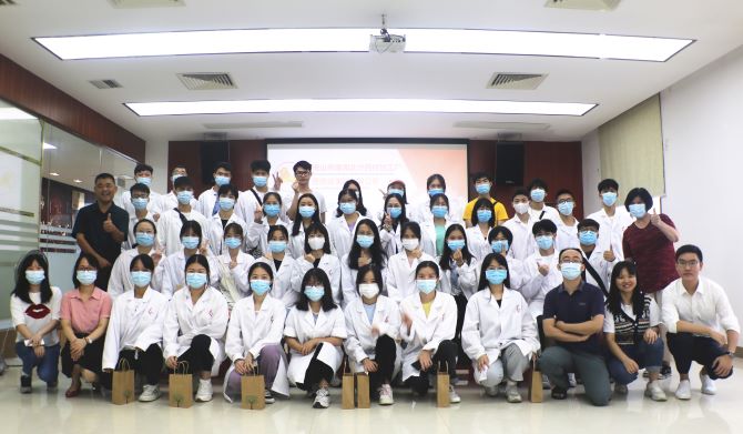 广轻师生参观学习1图
